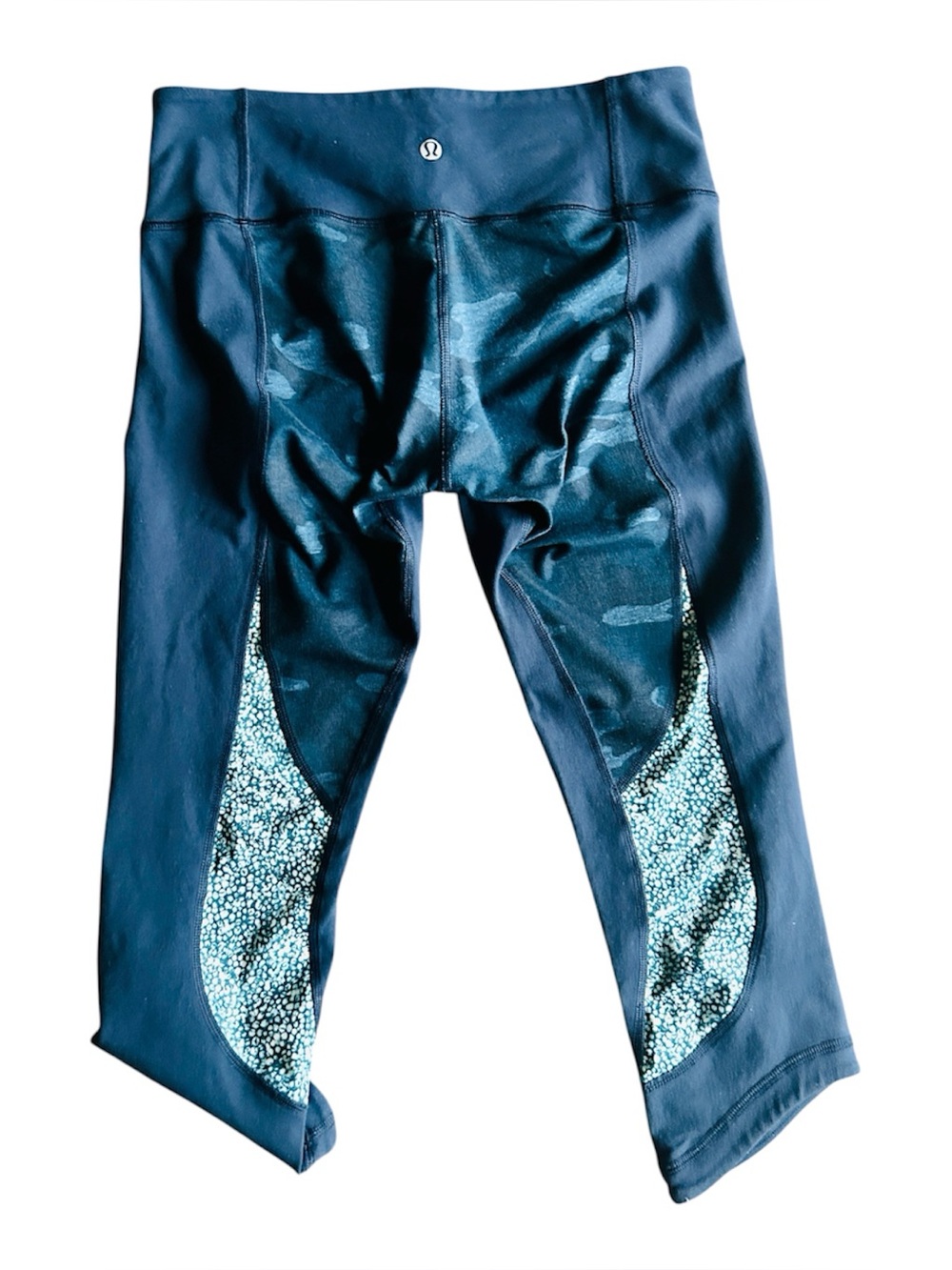 Lululemon Wunder Under Crop Sashiko Blue and Black Camo Leggings Size 6 - Picture 3 of 8